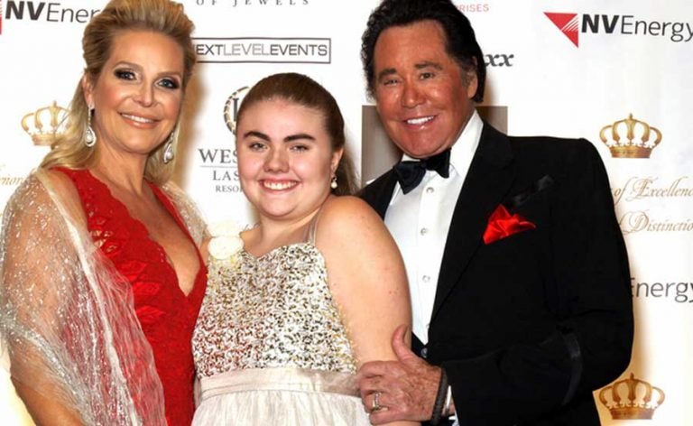 Lauren-Ashley-Newton