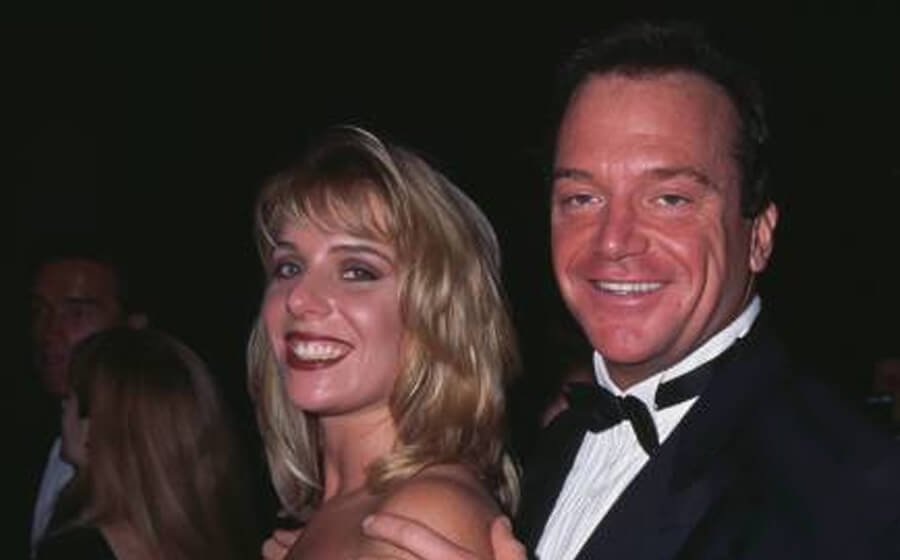 Julie Lynn Champnella, Tom Arnold's Lover - DebraBernier