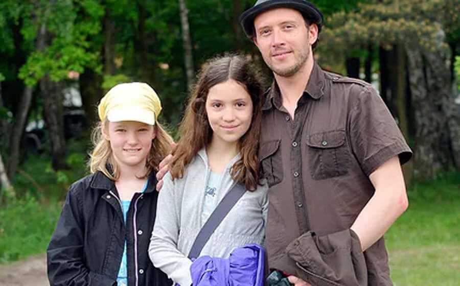 Magdalena Deskur's Family, Net Worth, and Career - DebraBernier