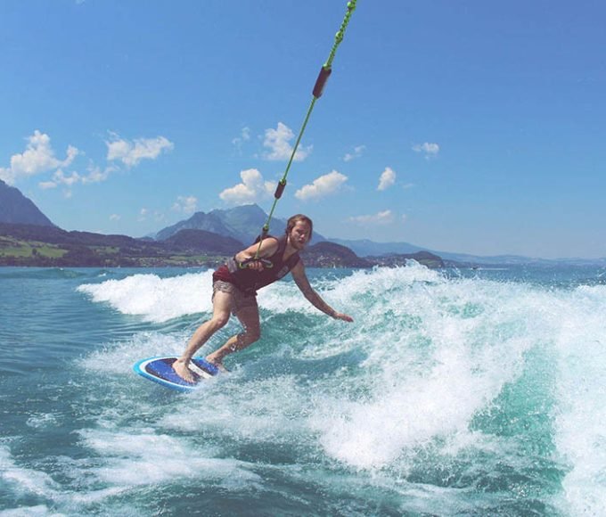 6 Top Reasons Why Your Kids Should Learn Water Skiing