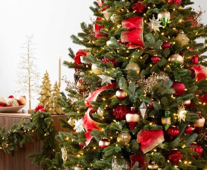 5 Christmas Tree Theme Ideas to Consider for 2023
