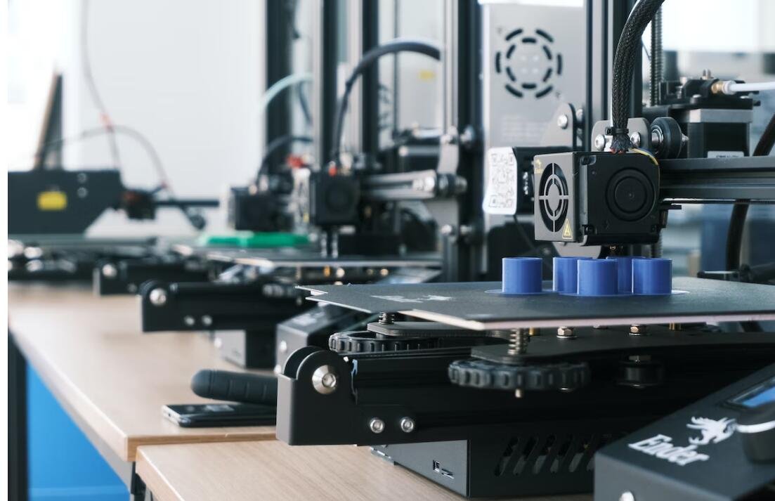 8 Ways Robotic Technology Can Help to Improve Worker Safety