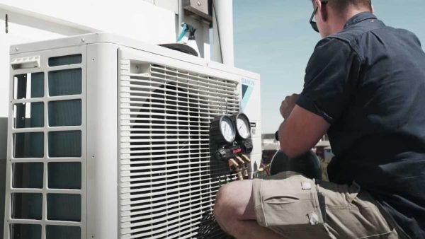 AC-repair-specialist