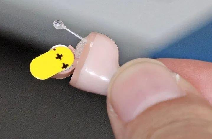 Don’t “Spoil” Your Hearing Aids 3