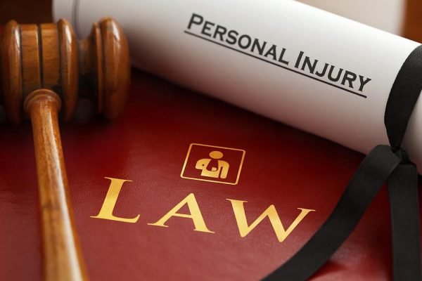 5 Things to Know Before Hiring a Personal Injury Lawyer