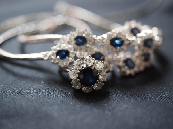 How Sapphire Jewelry Multiplies Your Charisma