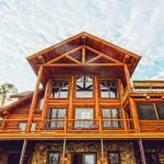 How to Have a Cozy Cabin Vacation This Summer