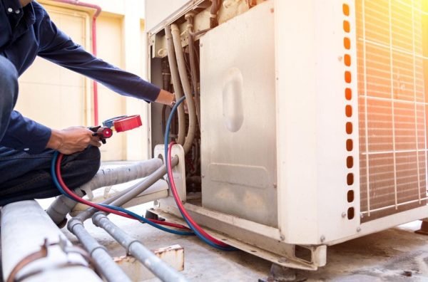A Homeowner's Guide_ How to Choose the Right AC Repair Service in Kingwood