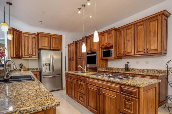 Can Kitchen Cabinets Be Repainted