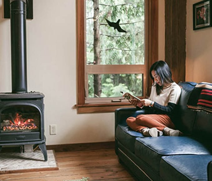 Top 4 Reasons To Install a Pellet Stove In Your Home