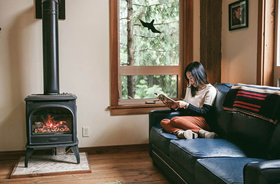 Top 4 Reasons To Install a Pellet Stove In Your Home