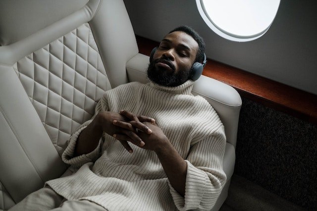 Tricks & Tips for Making Your Next Plane Ride as Comfy as Possible (1)