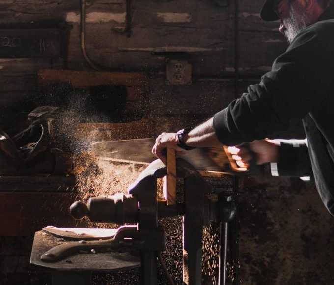 basic-woodworking-tools-for-your-garage-workshop