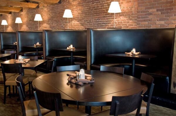 Comfortable-Restaurant-Booths