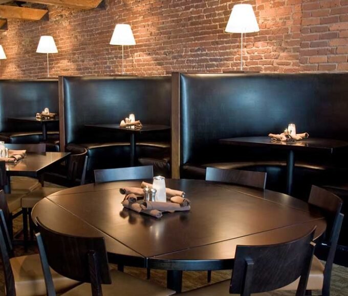 Comfortable-Restaurant-Booths