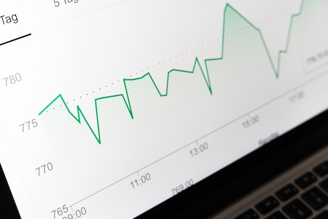 Streamlining Healthcare Operations with Data Analytics