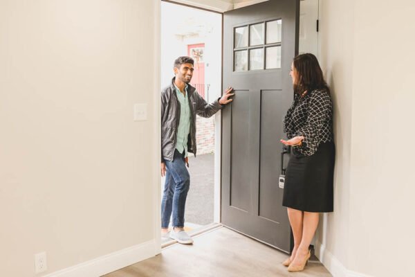 5 Strategies to Attract Potential Home Buyers
