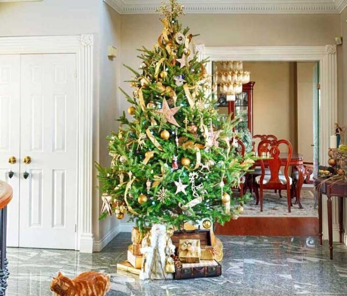 Homes Christmas Tree