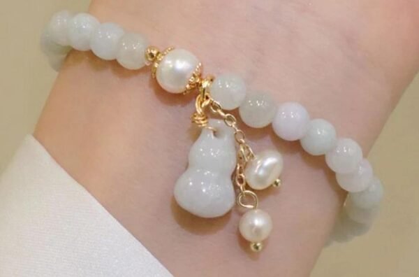 Wearing Jade Can Improve Your Skin