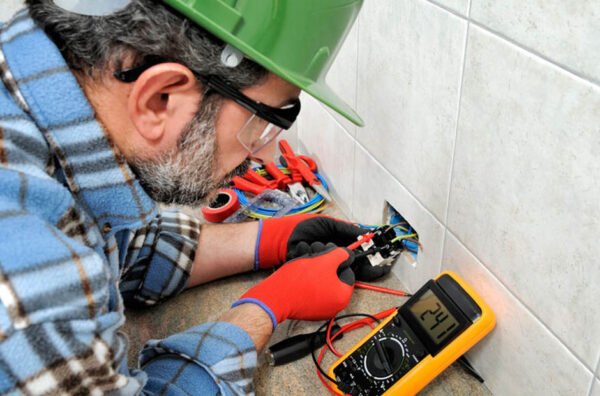 Experienced Electrician