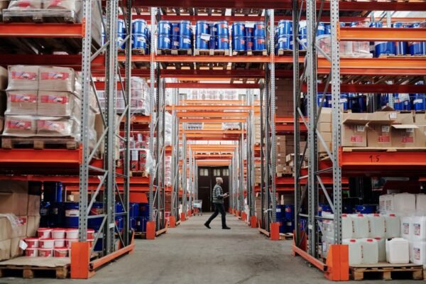 Maximizing Warehouse Efficiency with Pallet Rack Beams