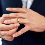 Stylish Men's Gold Ring