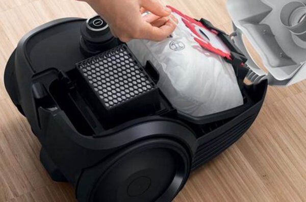 Bagged Vacuum Cleaner