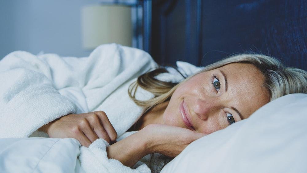 7 Effective Tips for Better Sleep and Improved Health