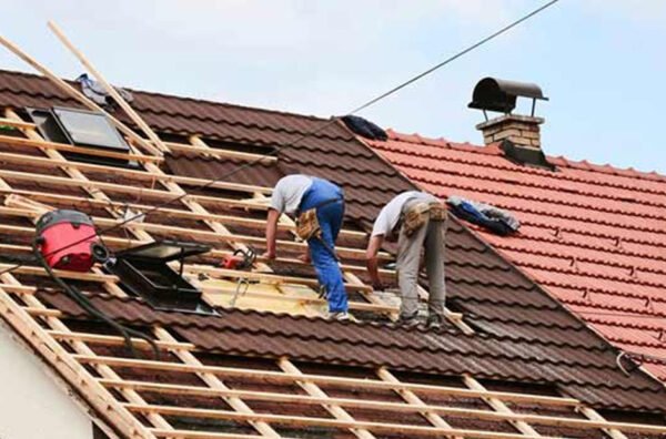 Roofing Contractor for Your Home 1