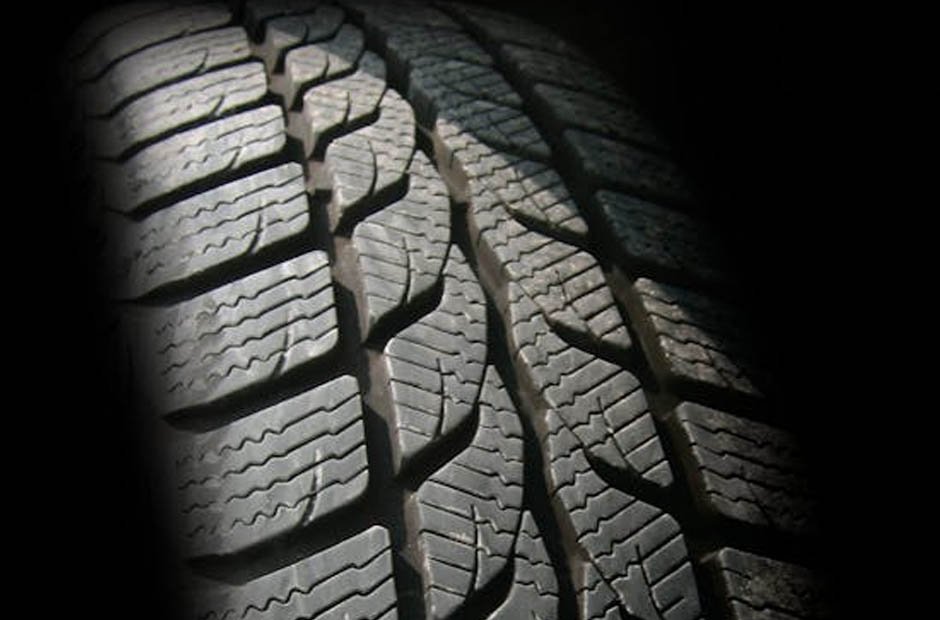 5 Signs You Need to Replace Your Car Tires