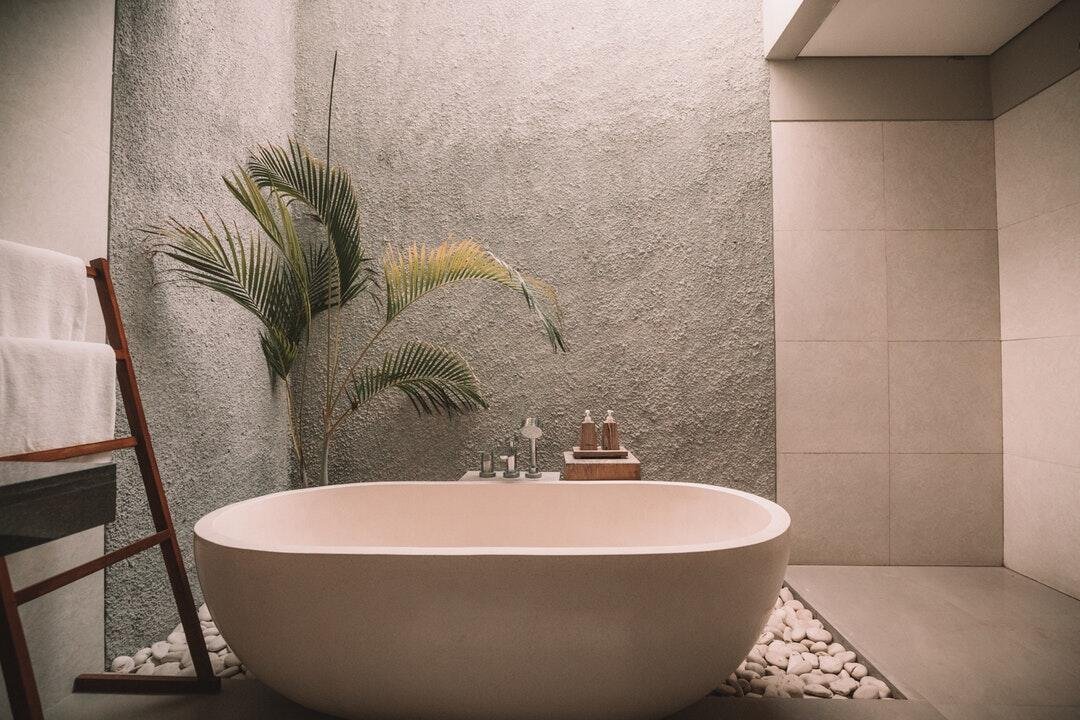 Creating an Industrial Bathroom Look