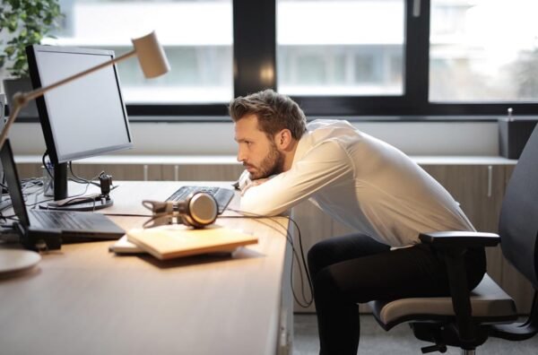 5 Benefits of Ergonomic Workstations