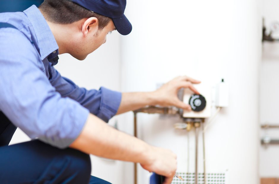 Hiring a Proficient Plumber for Water Heater Installation