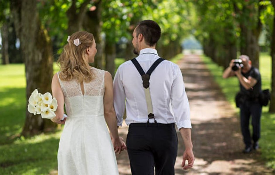 Personal, Unscripted and Real Weddings