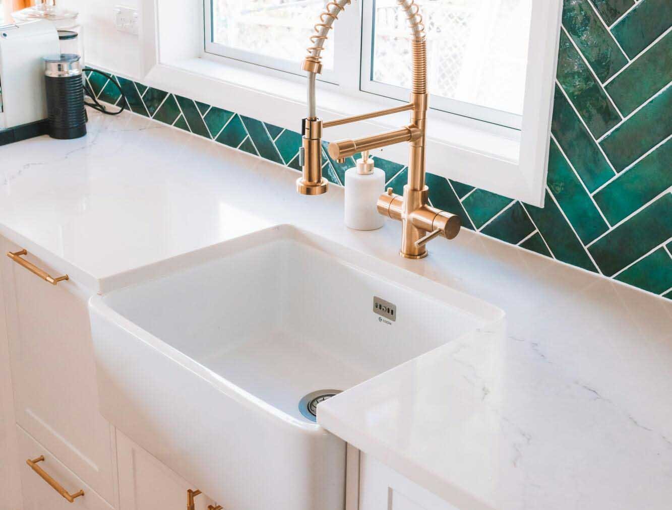 The Top Brass Kitchen Faucet Brands to Consider