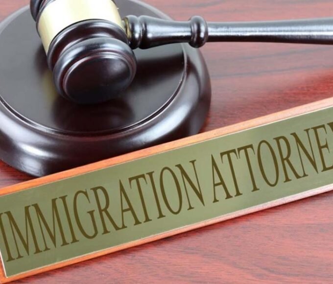 5 Ways Immigration Lawyers