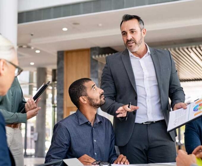 Essential Leadership Qualities for Success in Supply Management