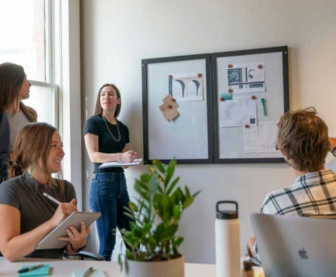 How-to-Build-Leadership-Skills-for-Personal-and-Professional-Growth