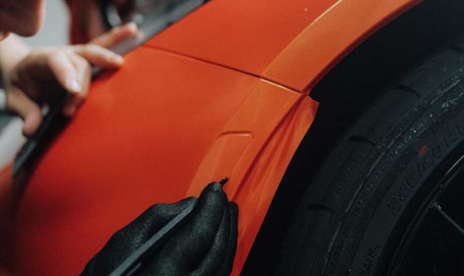 The Art and Craft of Customizing Your Vehicle with Wraps