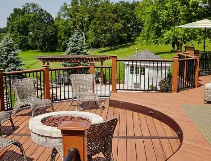 Upgrade-Your-Outdoor-Living-Space-with-a-New-Backyard-Deck