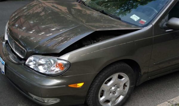 Reasons to Choose Professional Car Dent Repair
