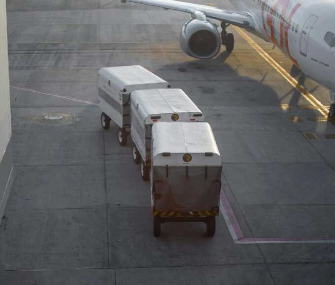 What Is Ground Handling? A Behind-the-Scenes Look at Airport Operations
