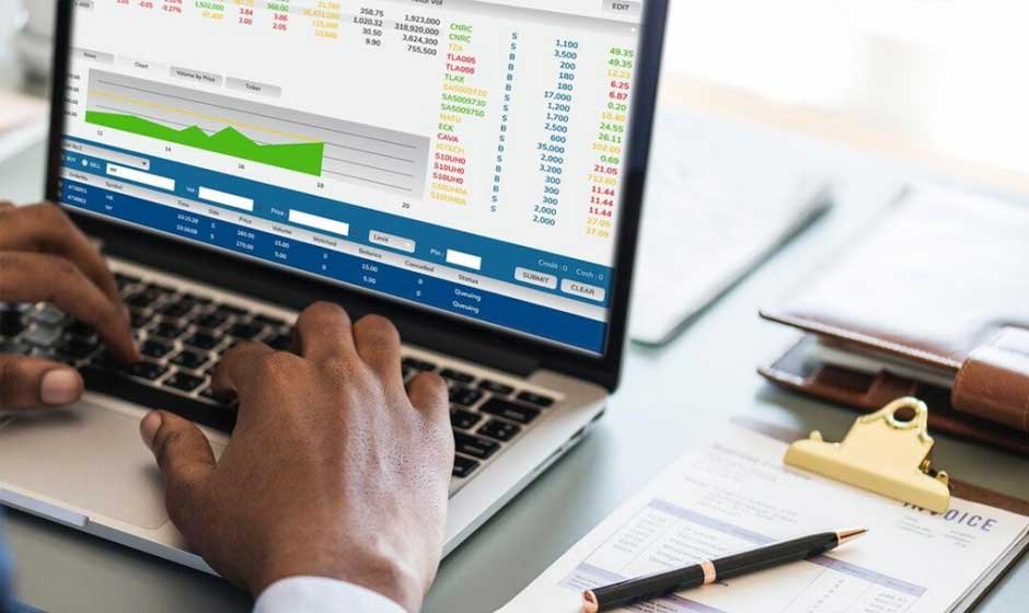 Understanding the Financial Lifecycle of a Business
