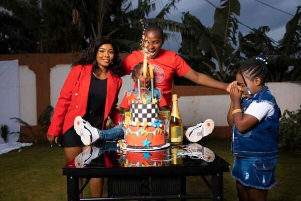 Custom-Group-Shirts-for-an-Unforgettable-Birthday-Celebration-(2)