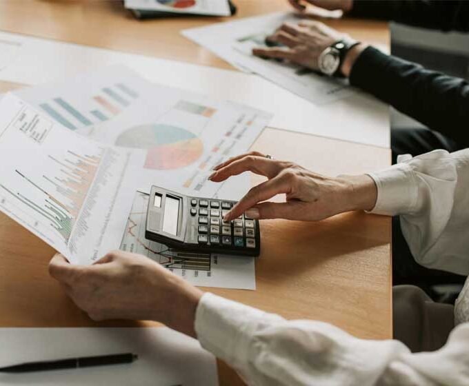 How Project Managers Can Spot and Stop Budget Bloat