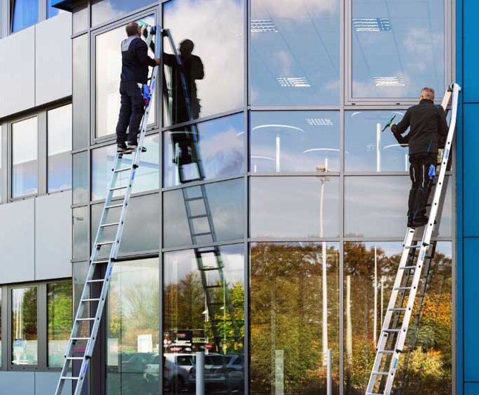 Which Ladder Is Best for Home Cleaning and Window Washing