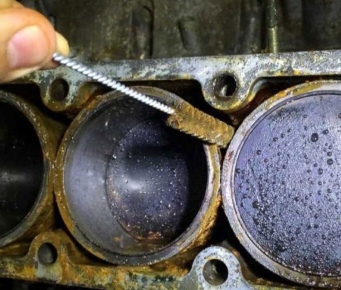 Oil In Intake Pipe