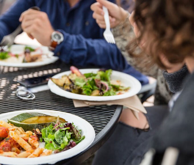 5 Reasons Workplace Lunch Programs Are Worth It